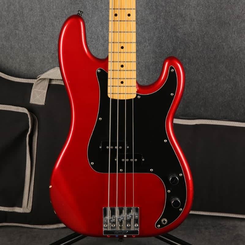 Fender Made in Japan Precision Bass - Candy Apple Red - 2nd Hand