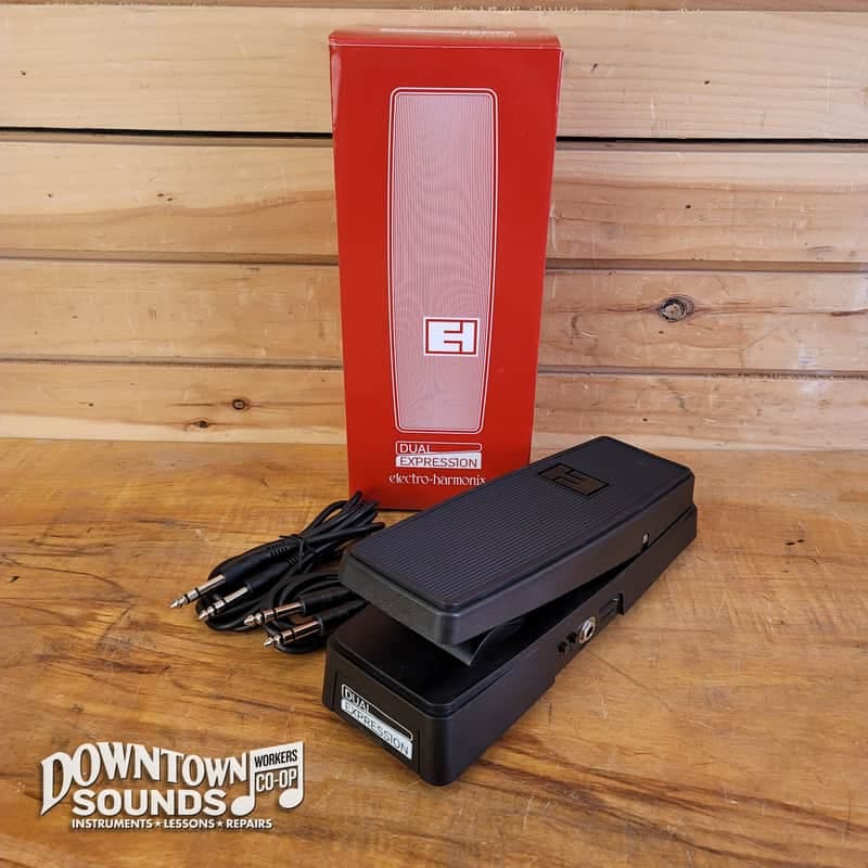 EHX Dual Expression Pedal - Dual Outputs with separate controls, 2 TRS Cables