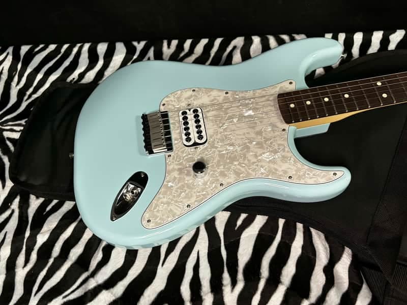 Mint MINT 2023 Fender Limited Edition Tom DeLonge Signature Stratocaster Daphne Blue 7lbs- Authorized Dealer- In Stock! G01839
