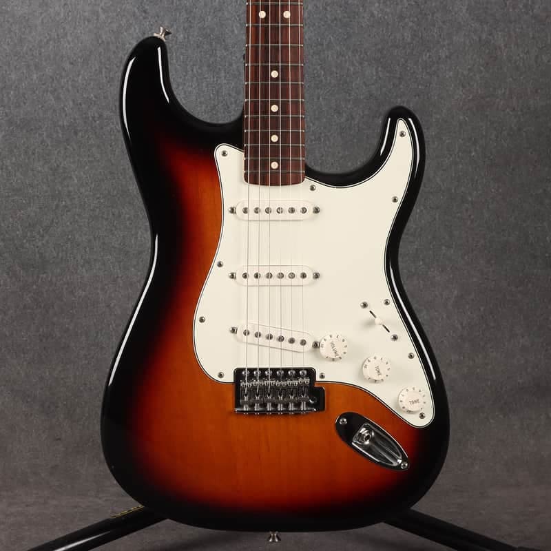 Fender Standard Stratocaster - Brown Sunburst - 2nd Hand