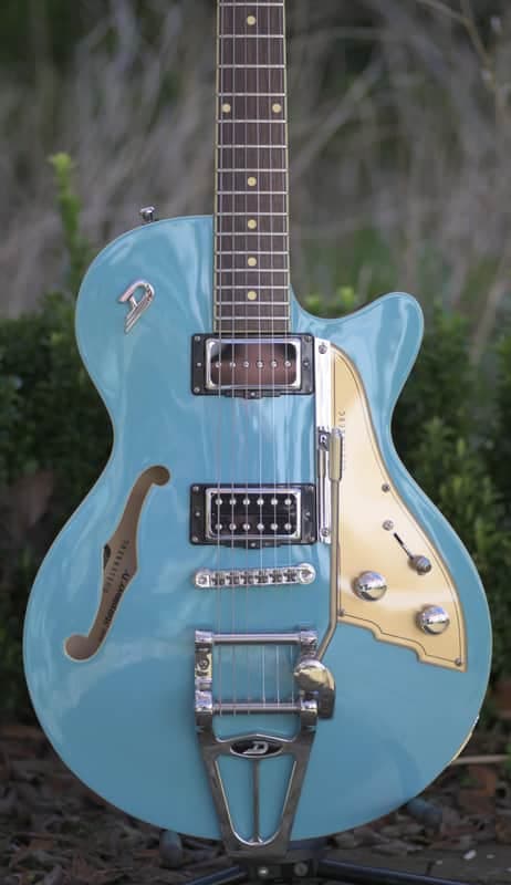 Duesenberg Starplayer TV - Narvik Blue