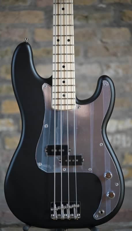 Fender Limited Edition 50th Anniversary Steve Harris Precision Bass - Satin Black