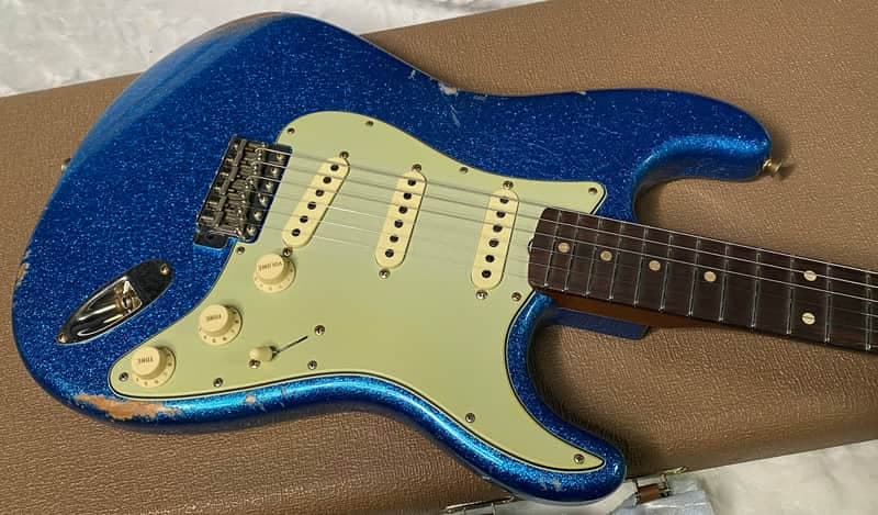 NEW ! Fender Custom Shop Limited Edition 1960's DUALMAG II Stratocaster - Journeyman Relic - Aged Blue Sparkle Finish - AAA Rosewood Board - Authorized Dealer - 7.9lbs - G07110
