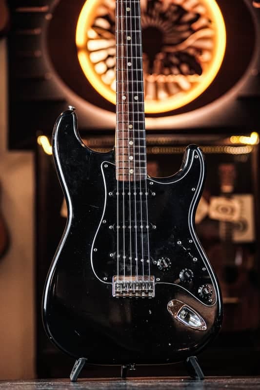 1977 Fender Stratocaster black