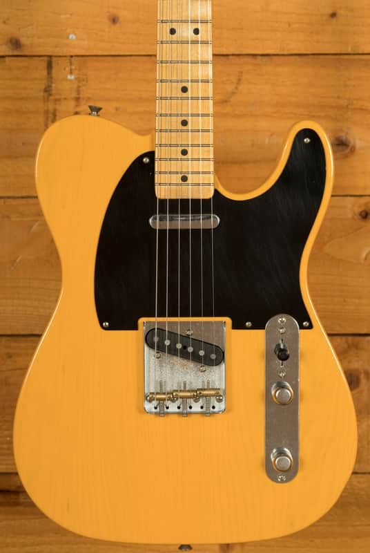 Fender 75th Anniversary Vintera II Road Worn 1951 Telecaster - Maple - Butterscotch Blonde