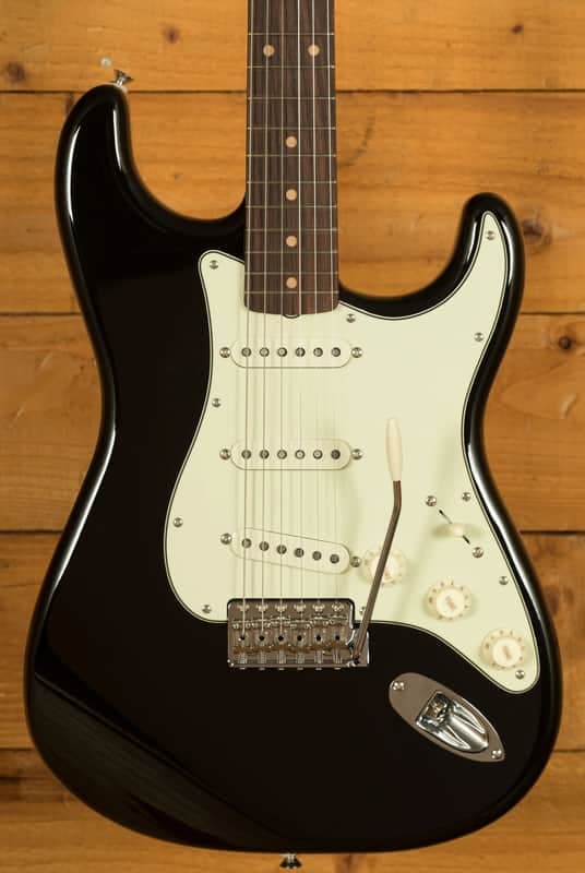 Fender Vintera III Early '60s Stratocaster - Rosewood - Black