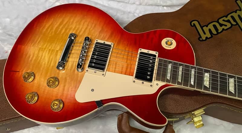 NEW ! Gibson Les Paul Standard '50s - Heritage Cherry Sunburst - Only 9 lbs - Authorized Dealer - G07257