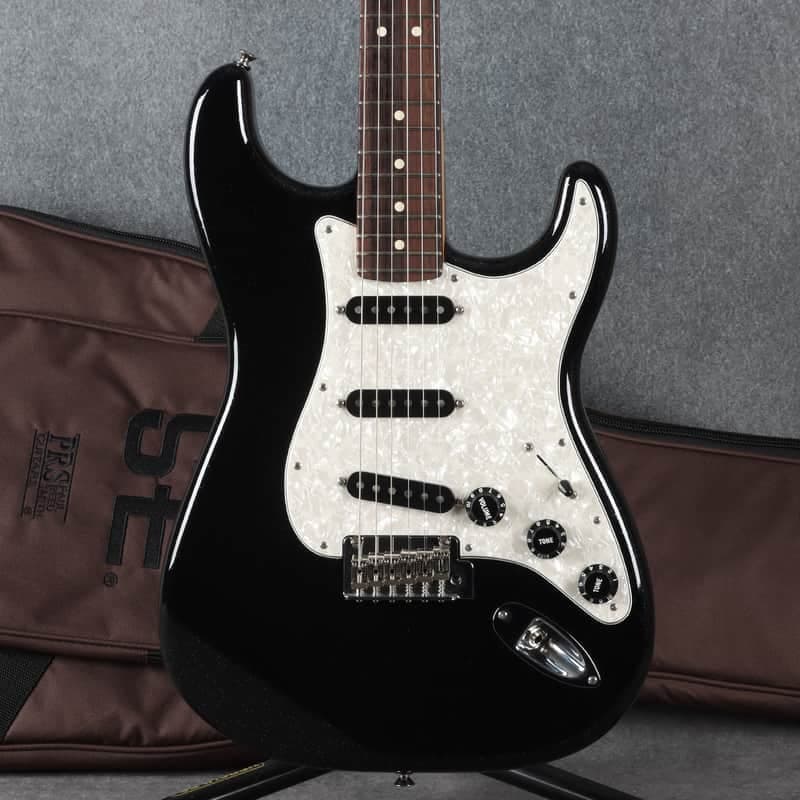 Fender 70th Anniversary Stratocaster Nebula Noir - 2nd Hand