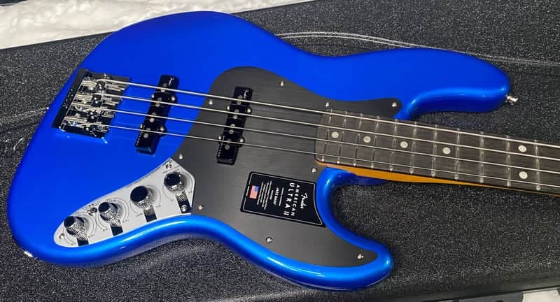 NEW ! Fender American Ultra II Jazz Bass - Noble Blue - 9.3lbs - Authorized Dealer - G07495