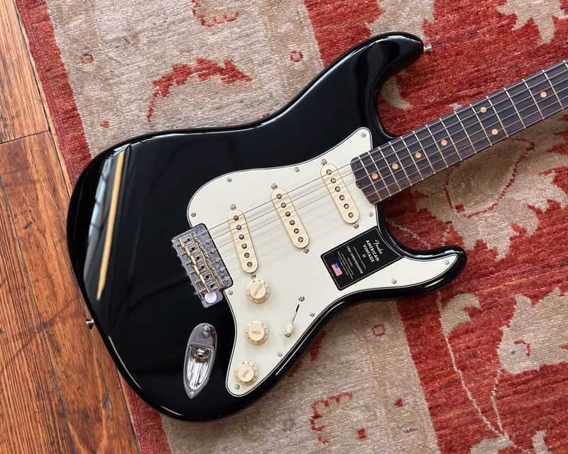 Limited Edition Fender American Vintage II '61 Stratocaster - Black