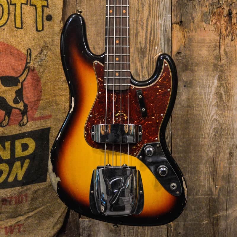 Fender Limited Edition Custom Shop '60 Jazz Bass Relic - 3-Color Sunburst