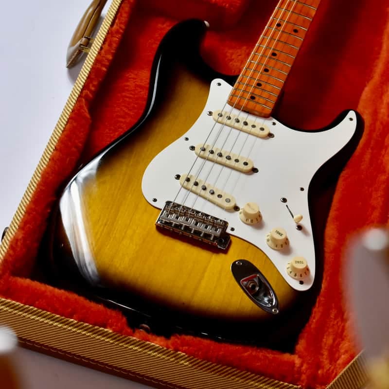 1984 Fender Fullerton American Vintage '57 Stratocaster Reissue 2-Tone Sunburst w/OHC, AVRI, 1957