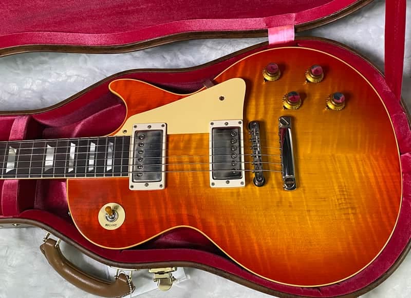 NEW! Gibson Custom 1960 Les Paul Standard Reissue VOS - Monster Wide Perfectly Matched Flame Top - WOW - Tangerine Burst - Authorized Dealer - ONLY 8.2lbs - G07600