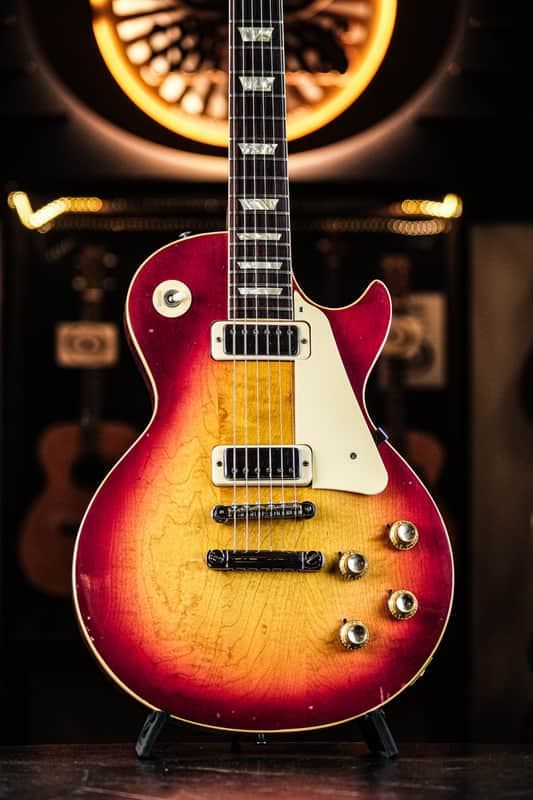 1974 Gibson Les Paul Deluxe sunburst