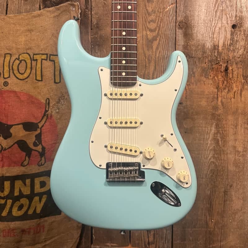 Fender Limited Edition American Standard Stratocaster with Rosewood Neck 2014 - Daphne Blue