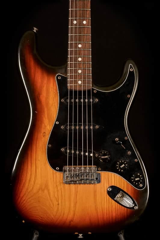 Fender Stratocaster with Rosewood Fretboard 1981 - Sunburst