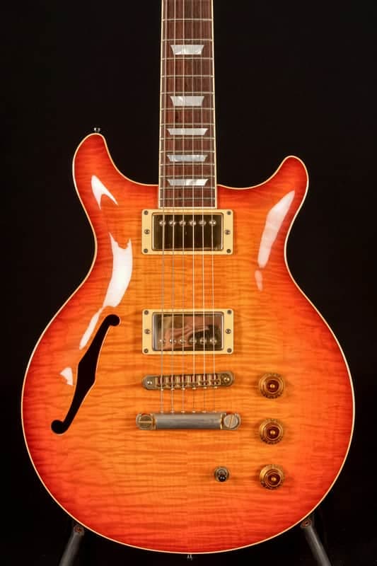 Hamer USA Artist Custom Semi-Hollow 1998 - Sunburst