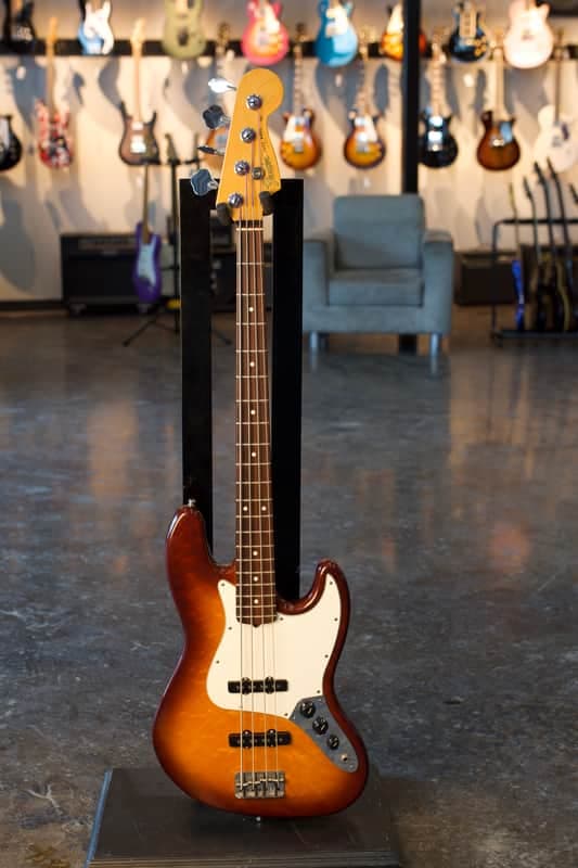 Fender Jazz Bass Special Edition Maple top