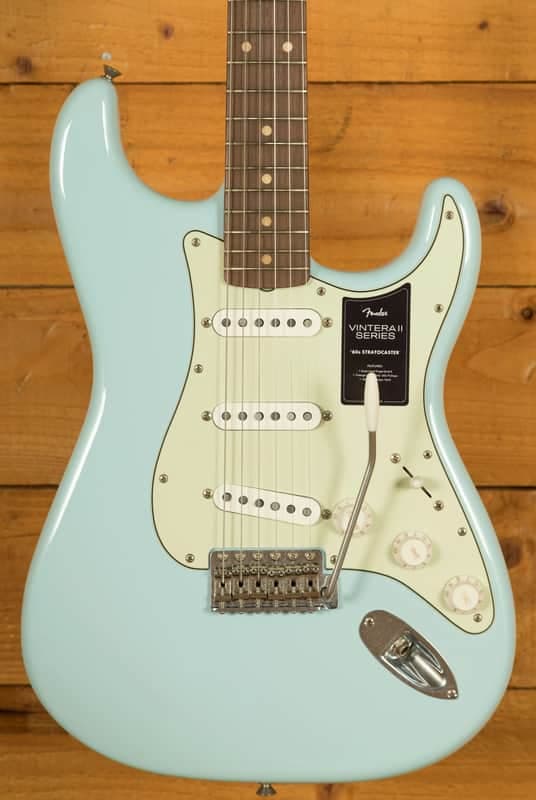 Fender Vintera II Road Worn '60s Stratocaster - Rosewood - Sonic Blue