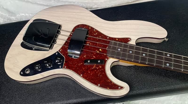 NEW! Fender Custom Shop '60 Jazz Bass DLX - Closet Classic Lacquer Aged White Blonde Finish - 8.9lbs - Ultra RARE! Authorized Dealer - G07630